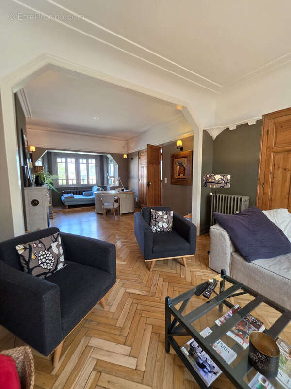 Maison 207 m² à Annezin  - photo 2
