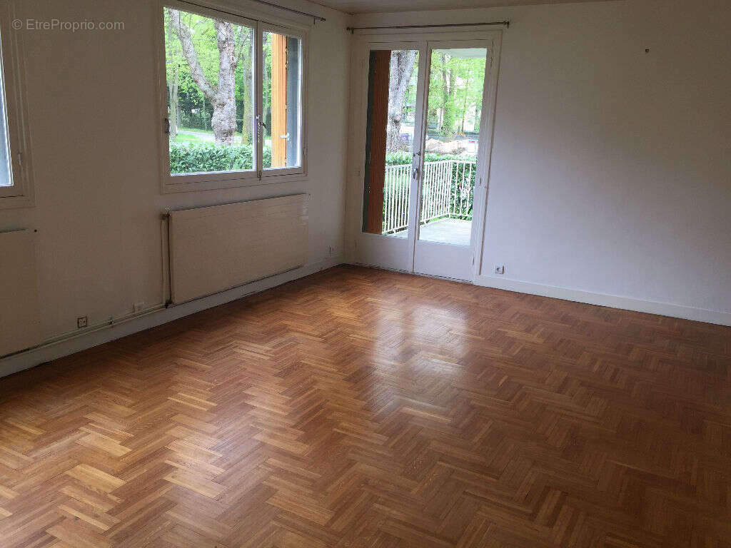 Appartement à MAISONS-LAFFITTE