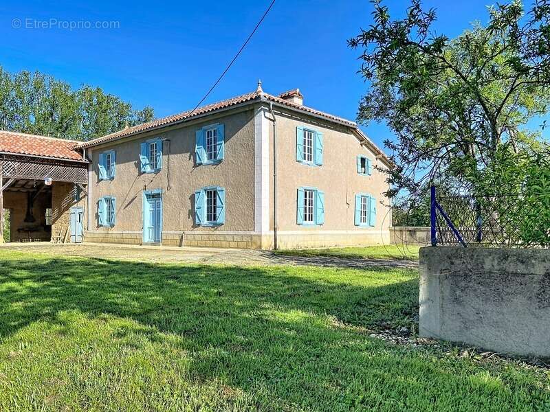 Maison à MIRANDE