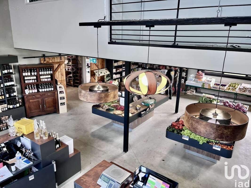 Photo 7 - Commerce à UZEL