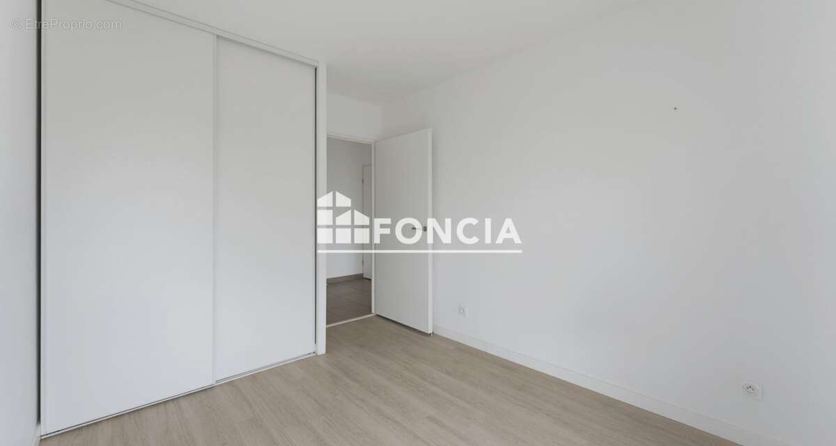 Mérignac – T4 récent avec exceptionnelle terrasse de 30m2 - photo 11