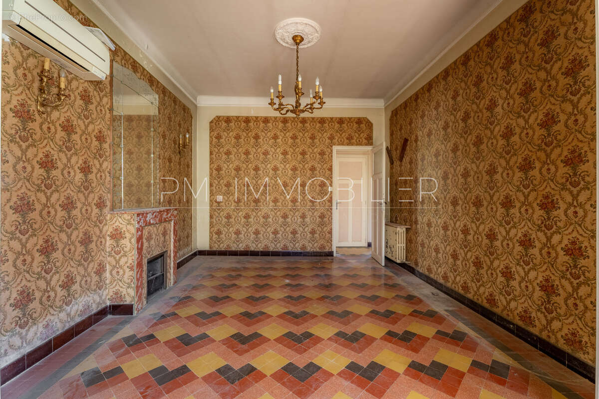 Maison à MARSEILLE-9E