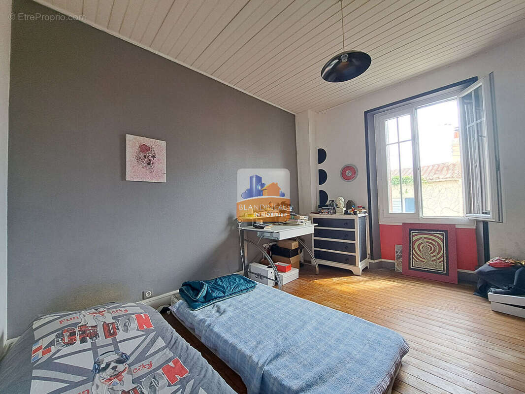 Maison à LA MONTAGNE