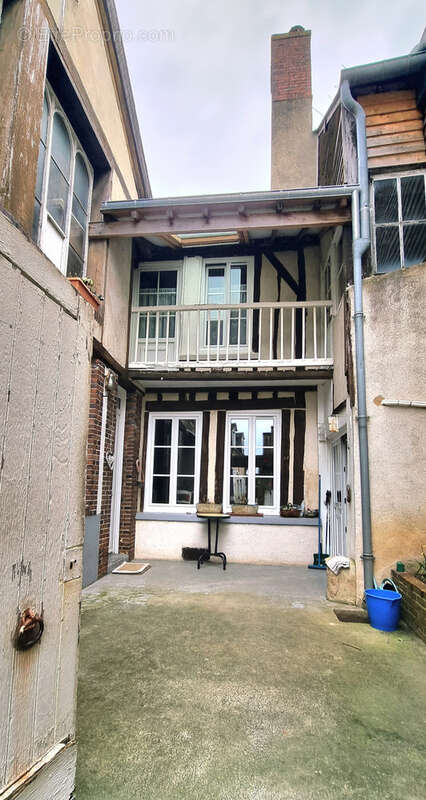 Appartement à BROU