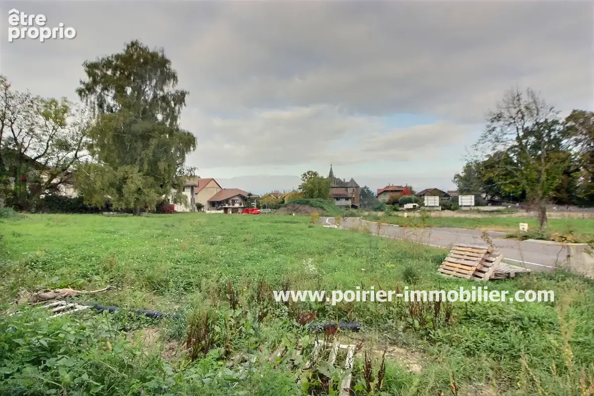 Terrain à bâtir de 928 m2 - LOT 5 - photo 1