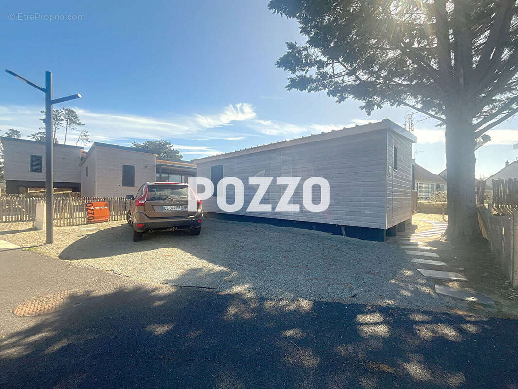 Maison à JULLOUVILLE