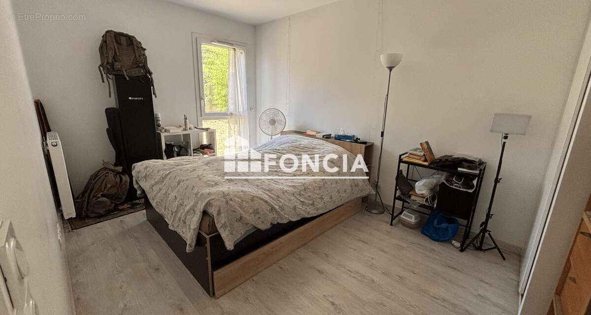  À VENDRE – T3 avec Terrasse et 2 Parking - photo 4