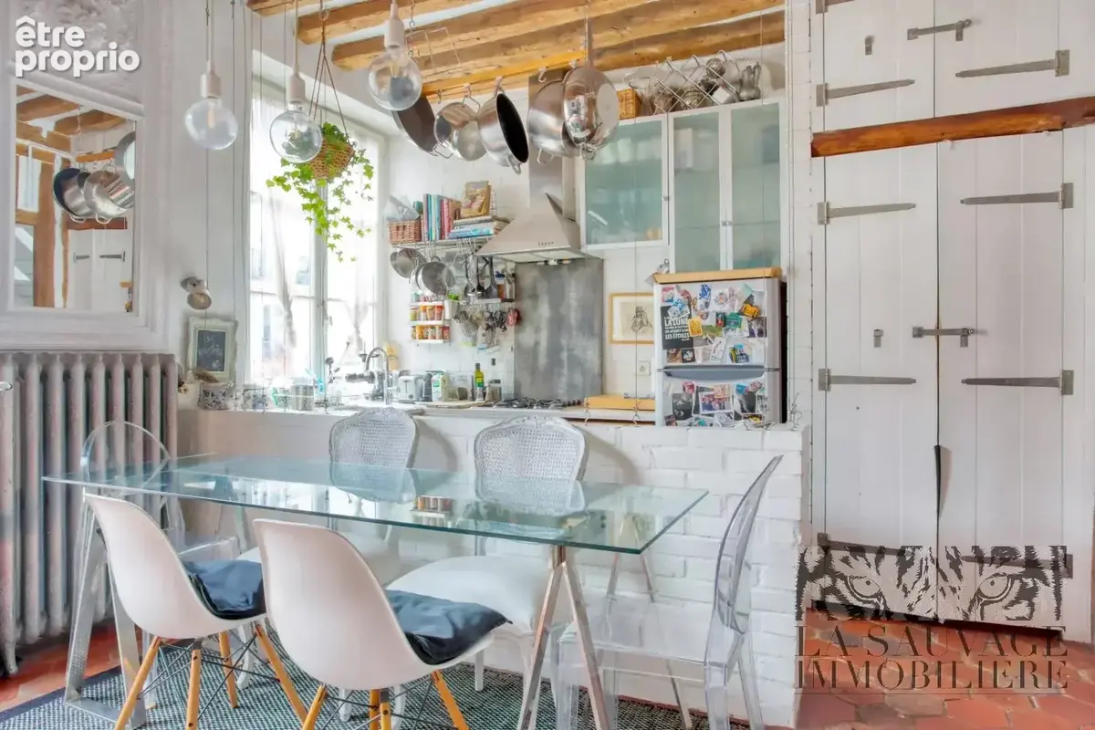 Duplex de caractère – Le Marais historique, dernier étage, vue sur les toits - photo 5