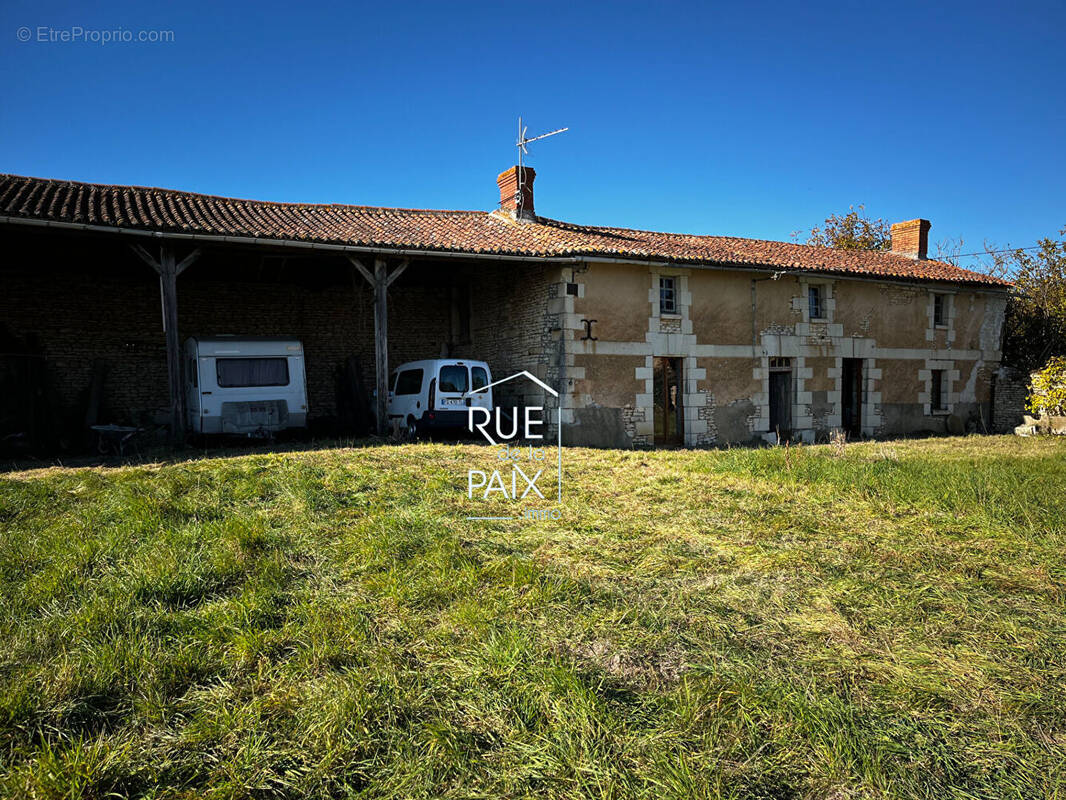 Maison à LA CHAUSSEE