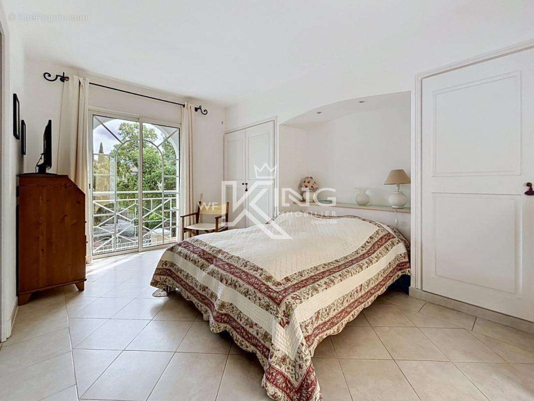 Saint Raphael villa haut de gamme dans domaine fermé - photo 10