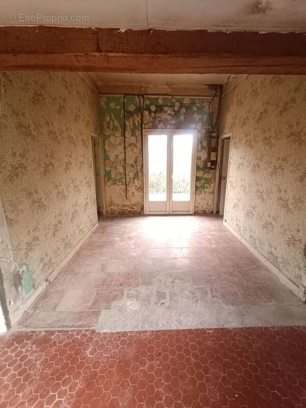 Maison à MONTCARET