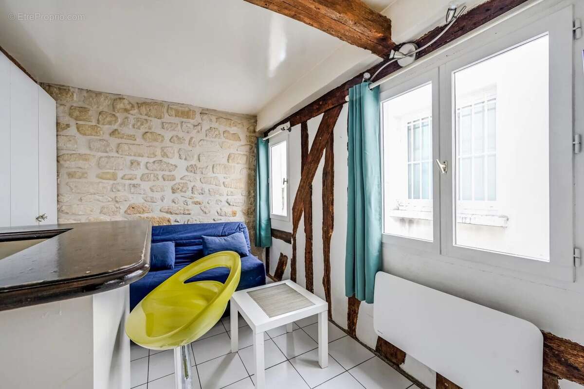 Appartement à PARIS-4E