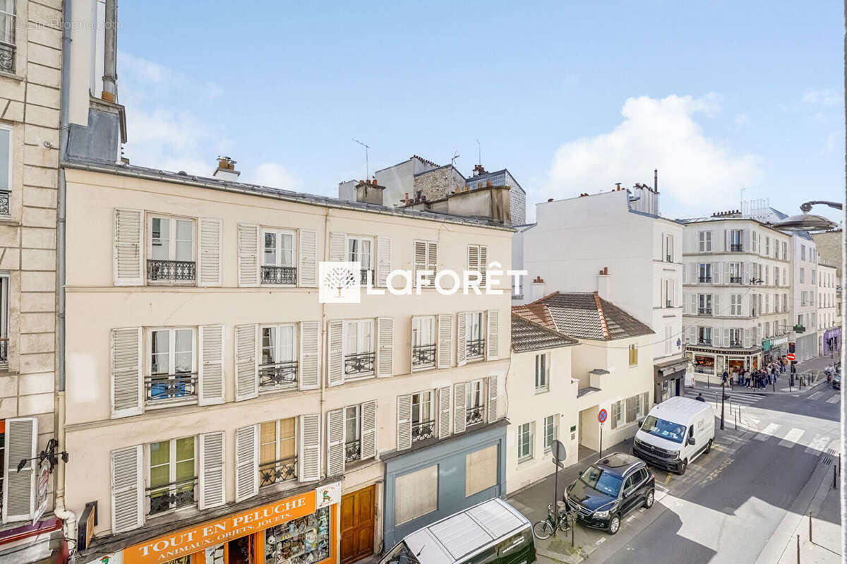 Appartement à PARIS-14E