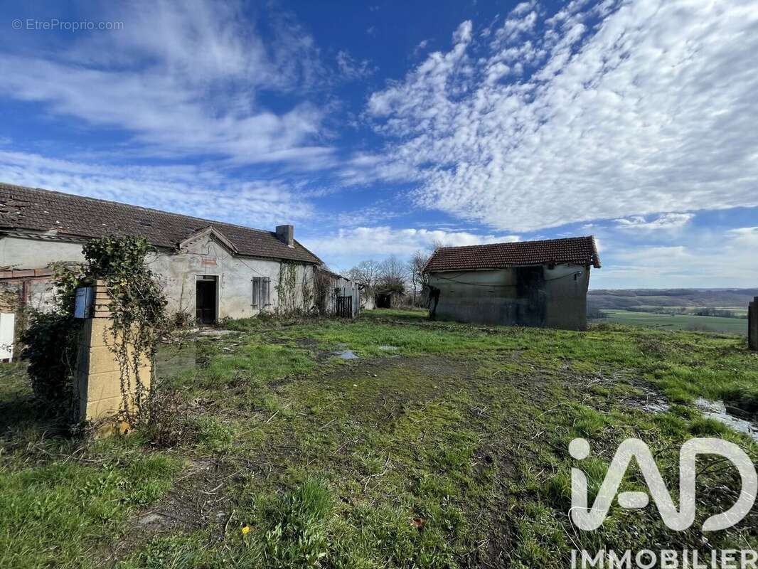 Maison 90 m² à Aurions-Idernes  - photo 6