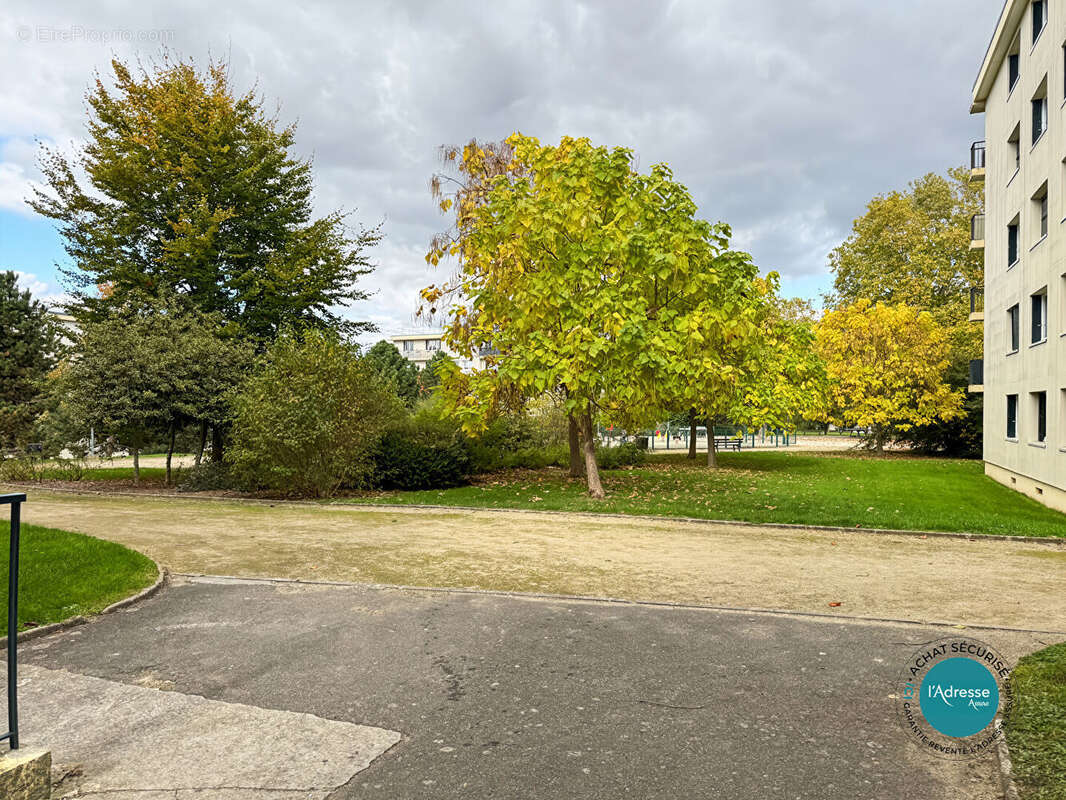 Appartement à MENNECY