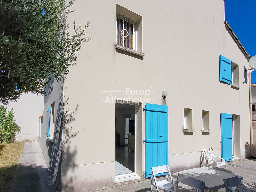 Maison à LES MATHES