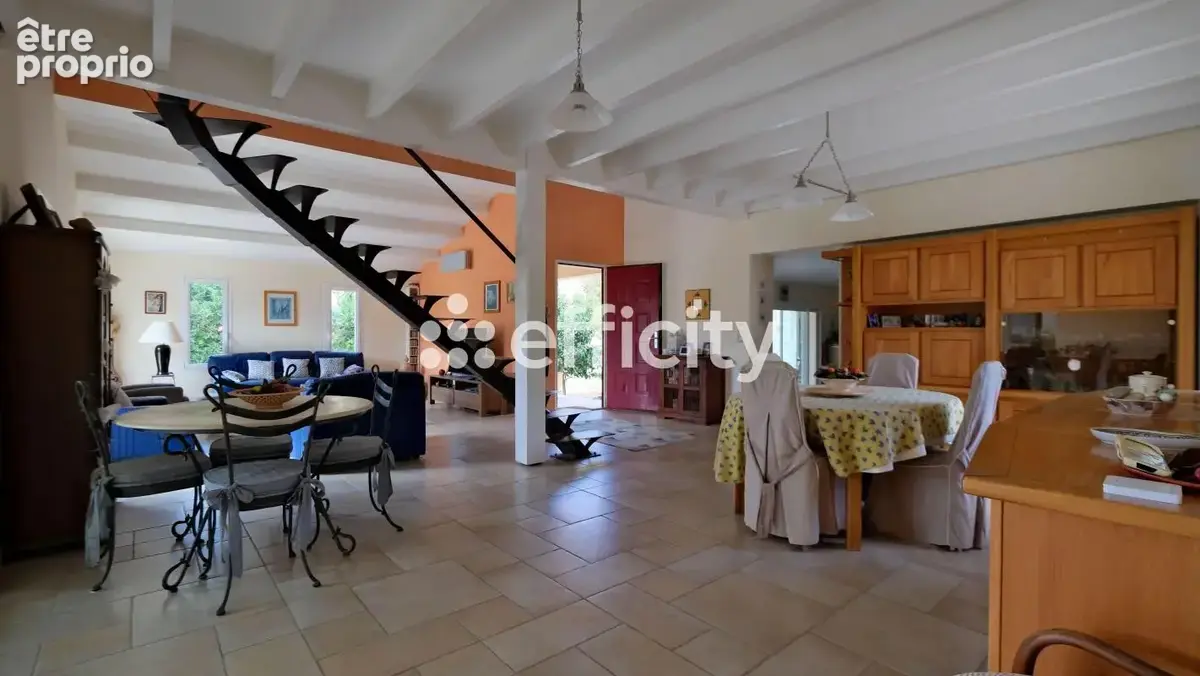 Maison 5 pièces 220 m² à vendre à Agde (34300) - photo 8