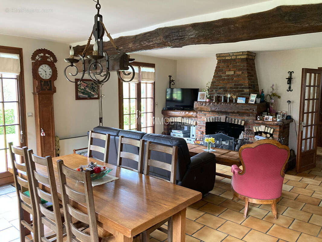 Maison à ROUXMESNIL-BOUTEILLES
