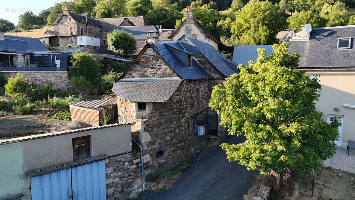 Maison à CASTELNAU-DE-MANDAILLES