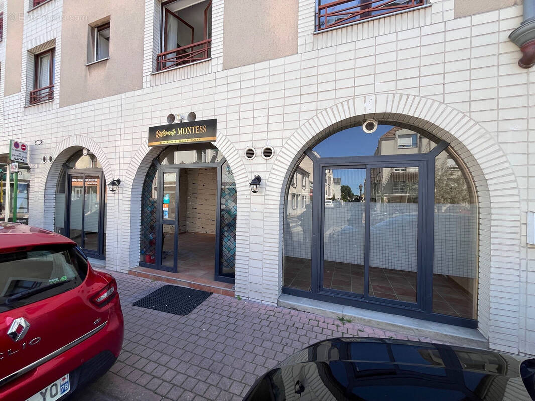 Commerce à MONTESSON