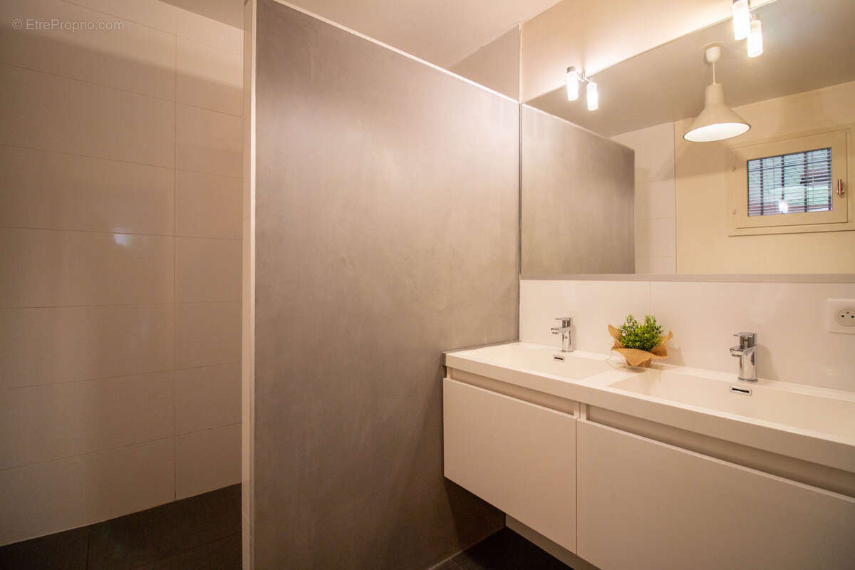 Appartement à ANNECY-LE-VIEUX