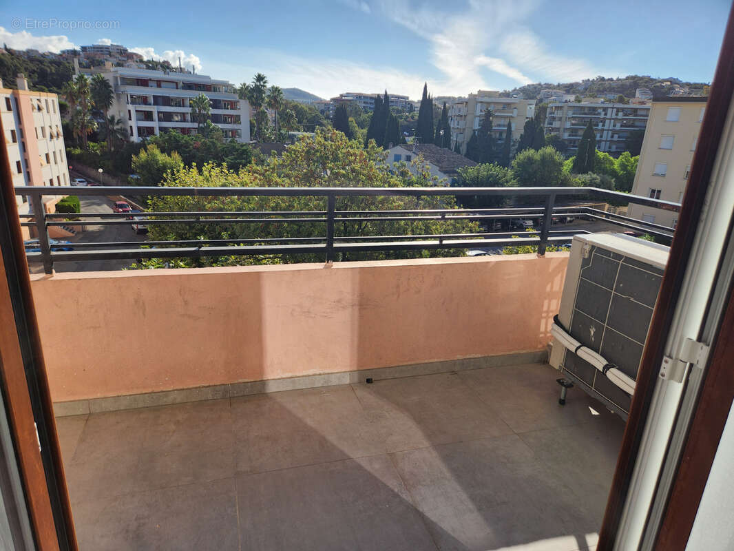 Appartement à SAINT-RAPHAEL