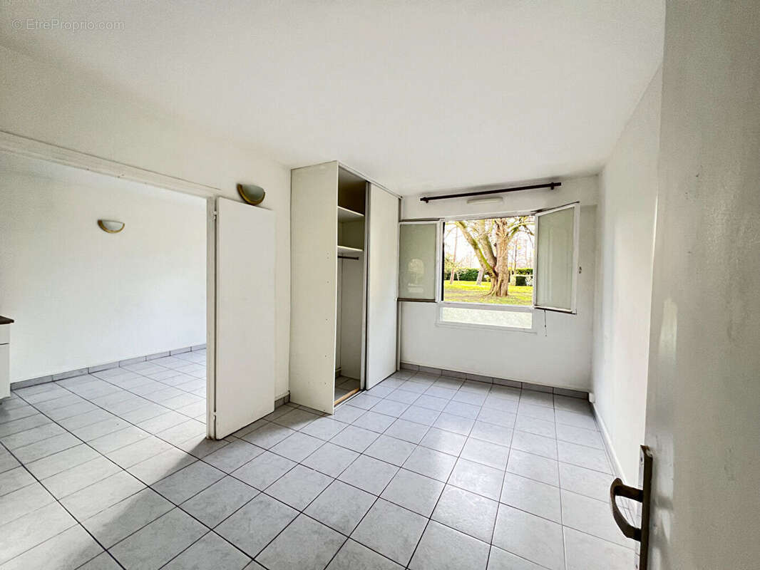 Appartement à AUBERVILLIERS