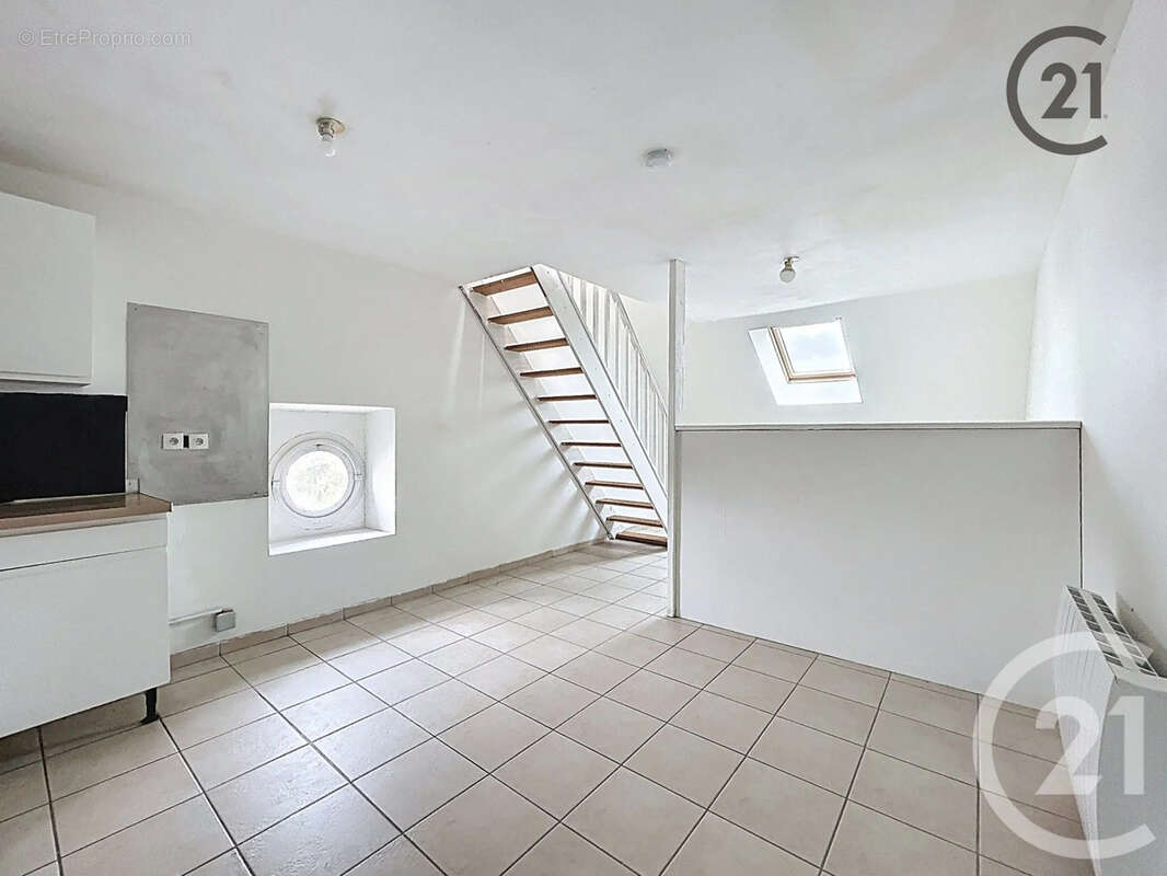 Appartement à MONTEREAU-FAULT-YONNE