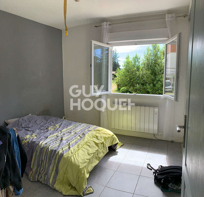 Commerce à MONTSAUCHE-LES-SETTONS