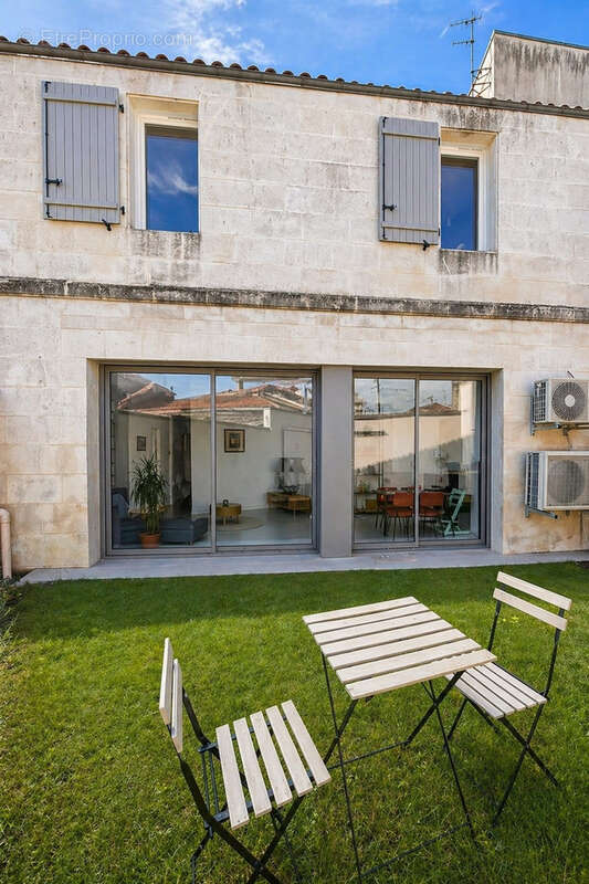 Maison à BORDEAUX