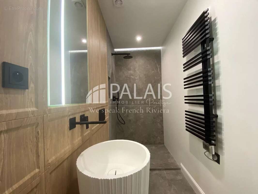 Appartement à VILLEFRANCHE-SUR-MER