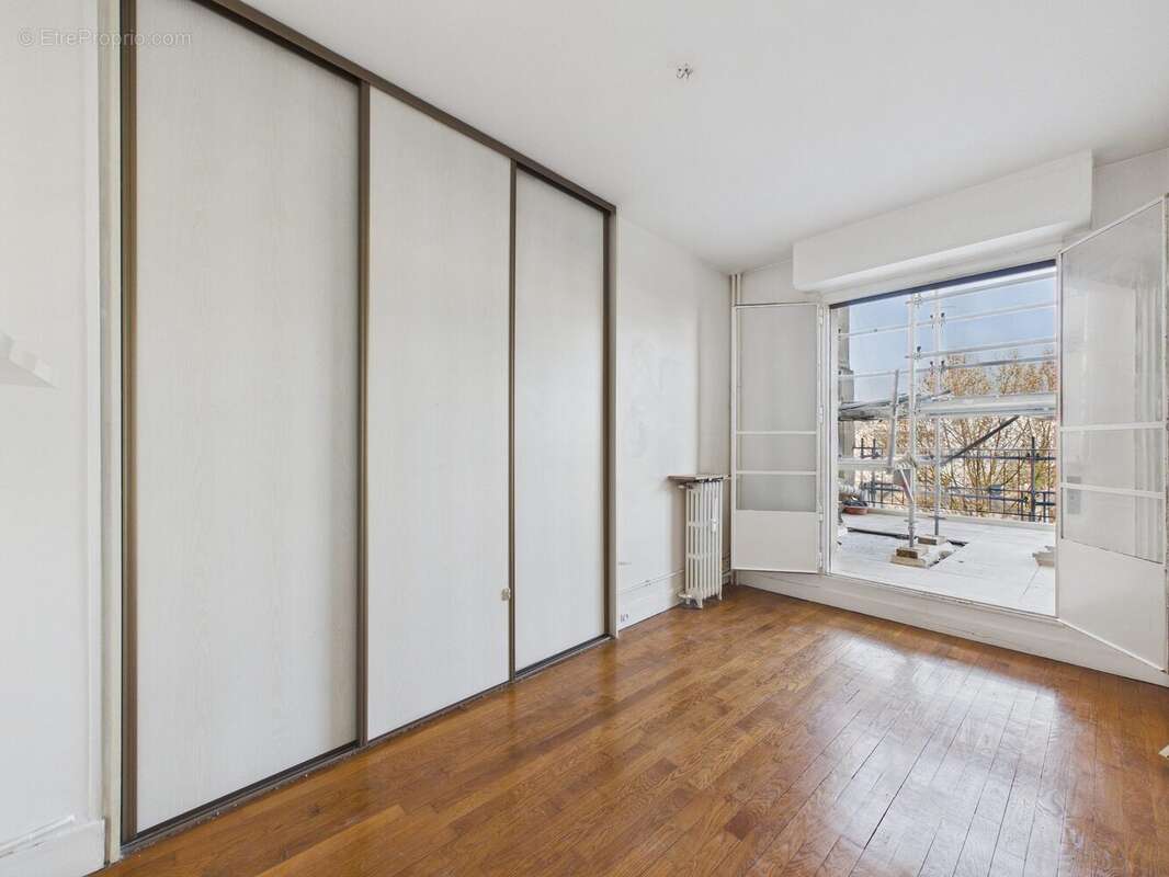 Appartement à PARIS-6E