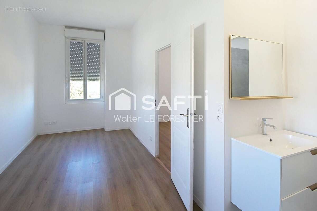 Photo 3 - Appartement à SAINT-LOUIS-DE-MONTFERRAND