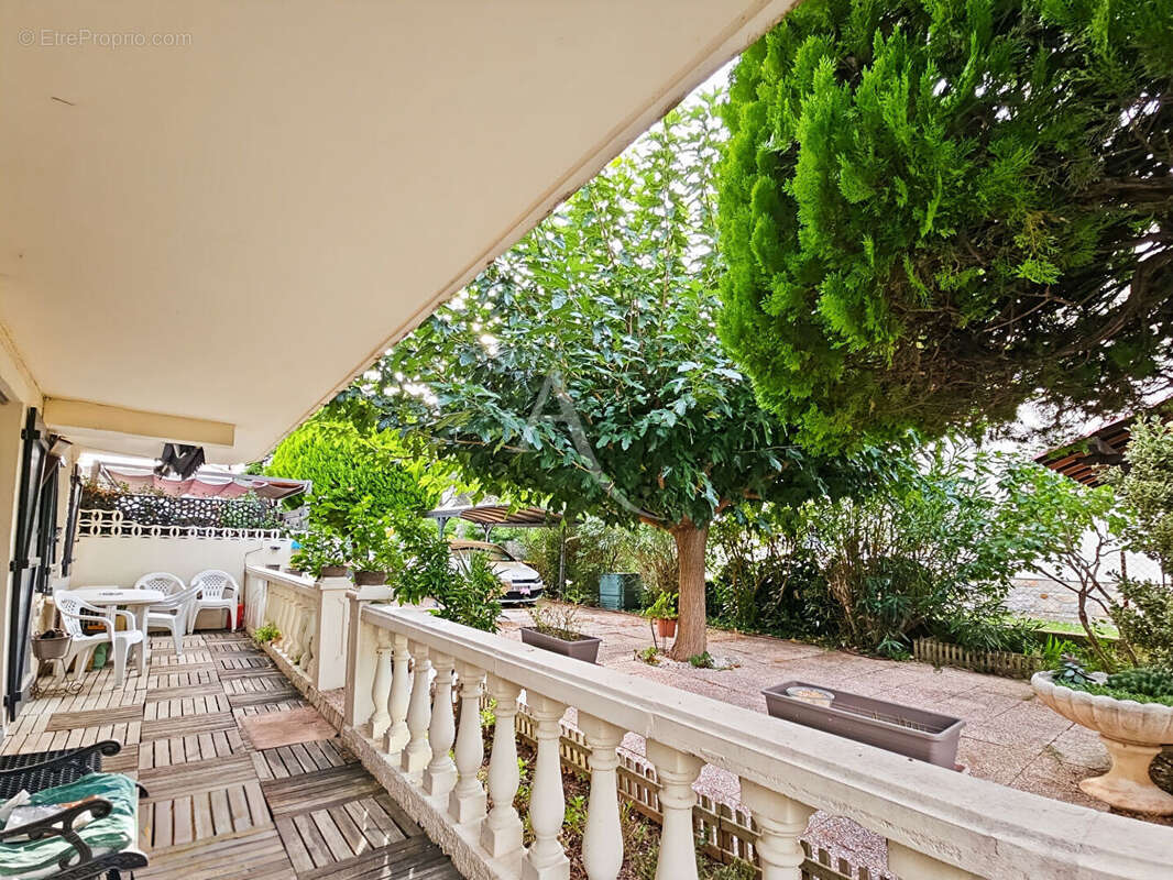 Appartement à LE PRADET