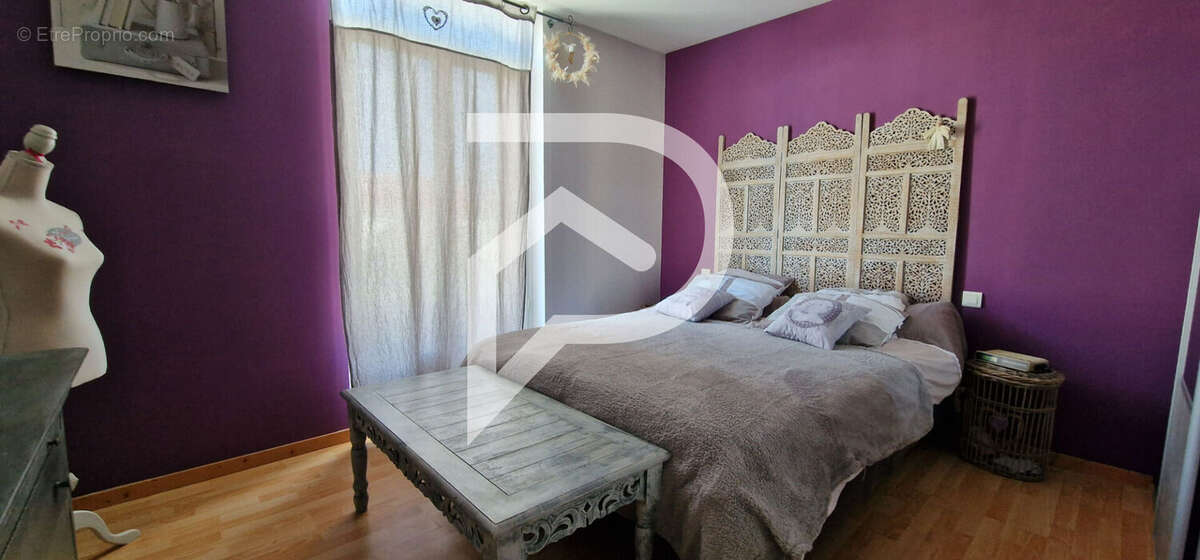 Maison de Ville avec garage et piscine à PÉRIGUEUX - photo 9
