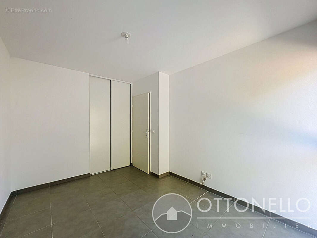 Appartement Roquebrune Sur Argens 3 pièces 58,83 m2 avec jardin et deux parkings - photo 5