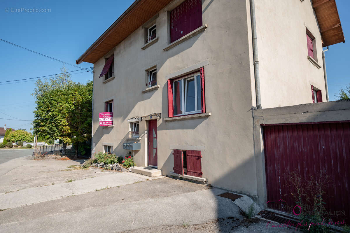 Frasne : t3 avec garage - photo 26