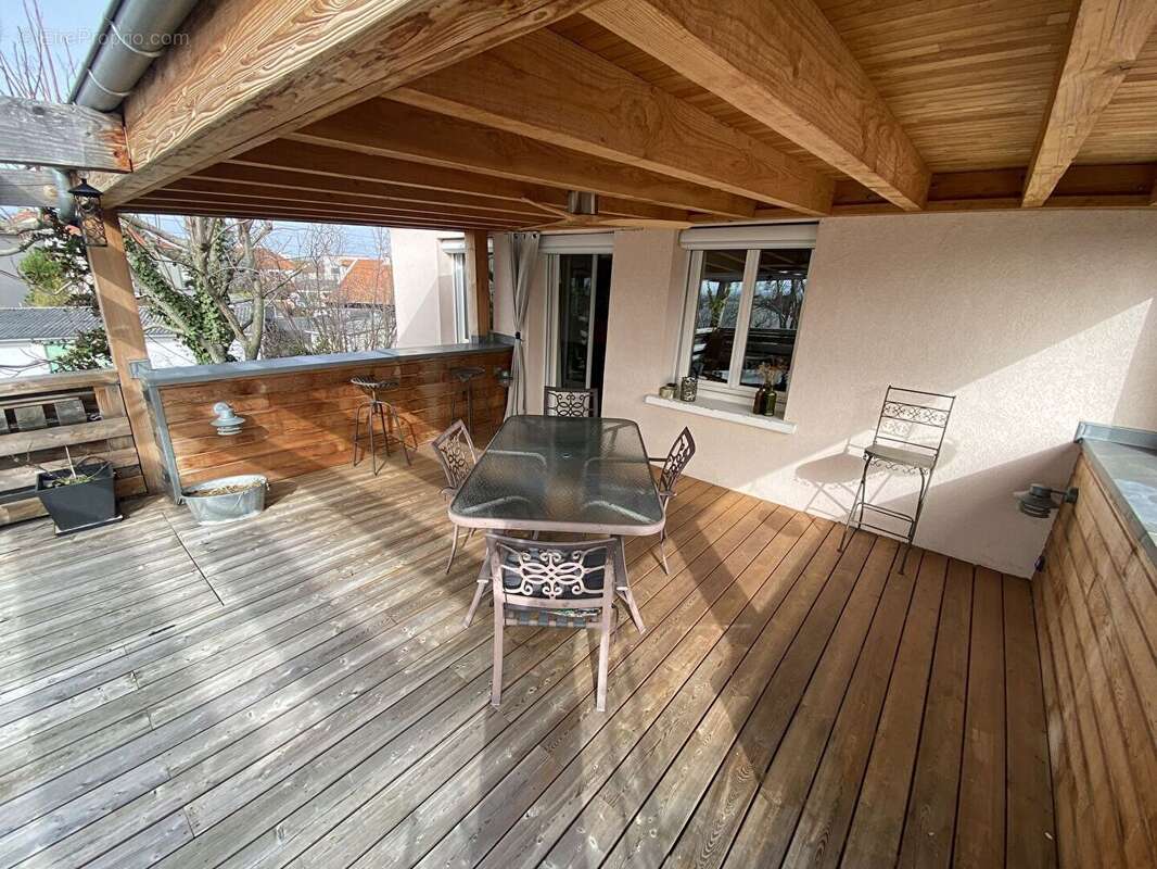 Maison à PONT-DU-CHATEAU