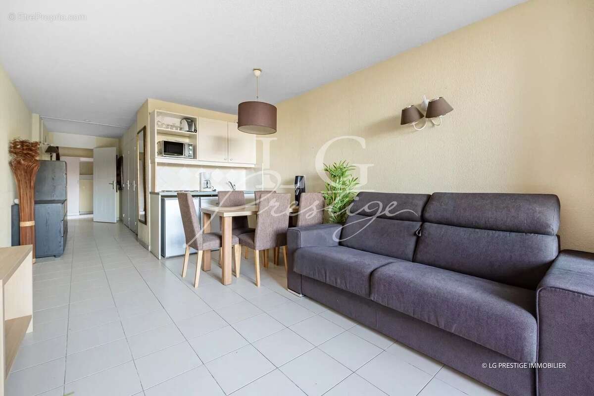 Appartement à THEOULE-SUR-MER