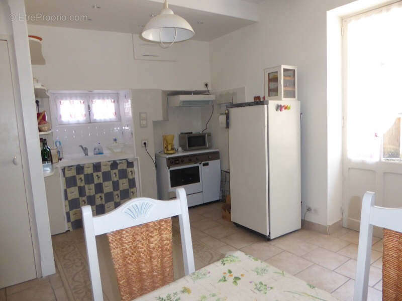 Maison à PUY-L&#039;EVEQUE