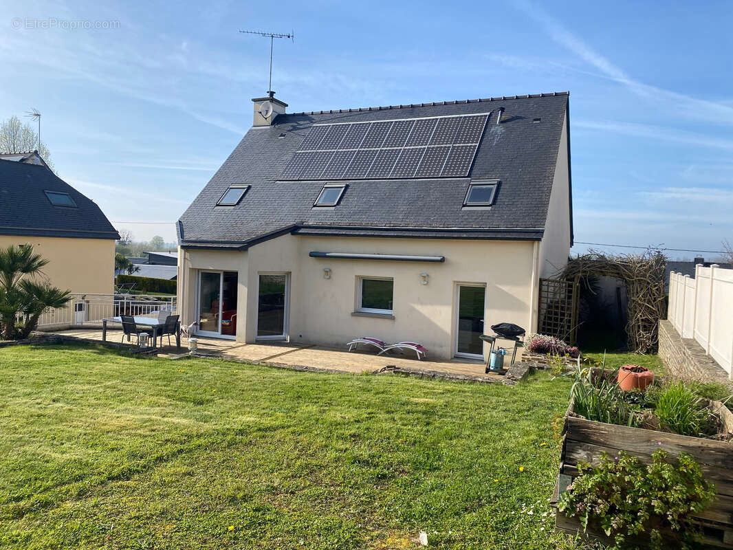 Maison à DOL-DE-BRETAGNE