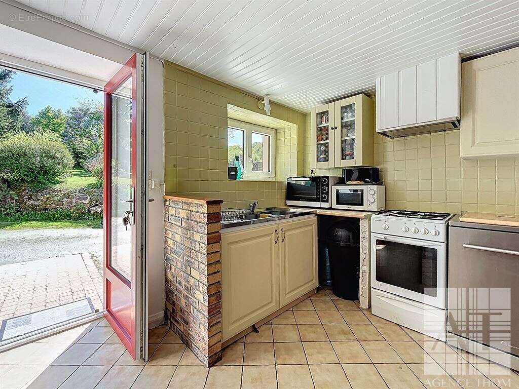 Maison à TORCE-VIVIERS-EN-CHARNIE