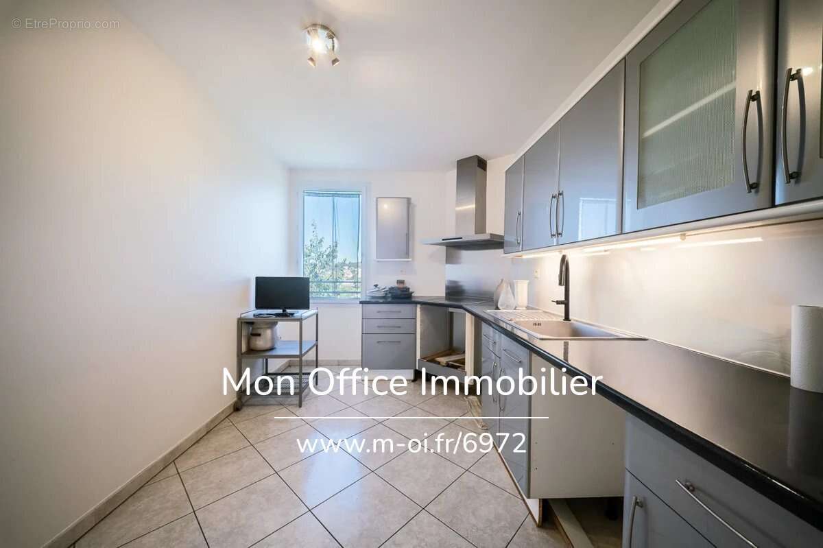 Appartement à MARSEILLE-11E