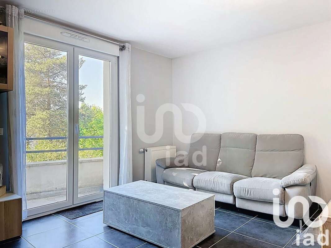 Photo 3 - Appartement à BEYNES