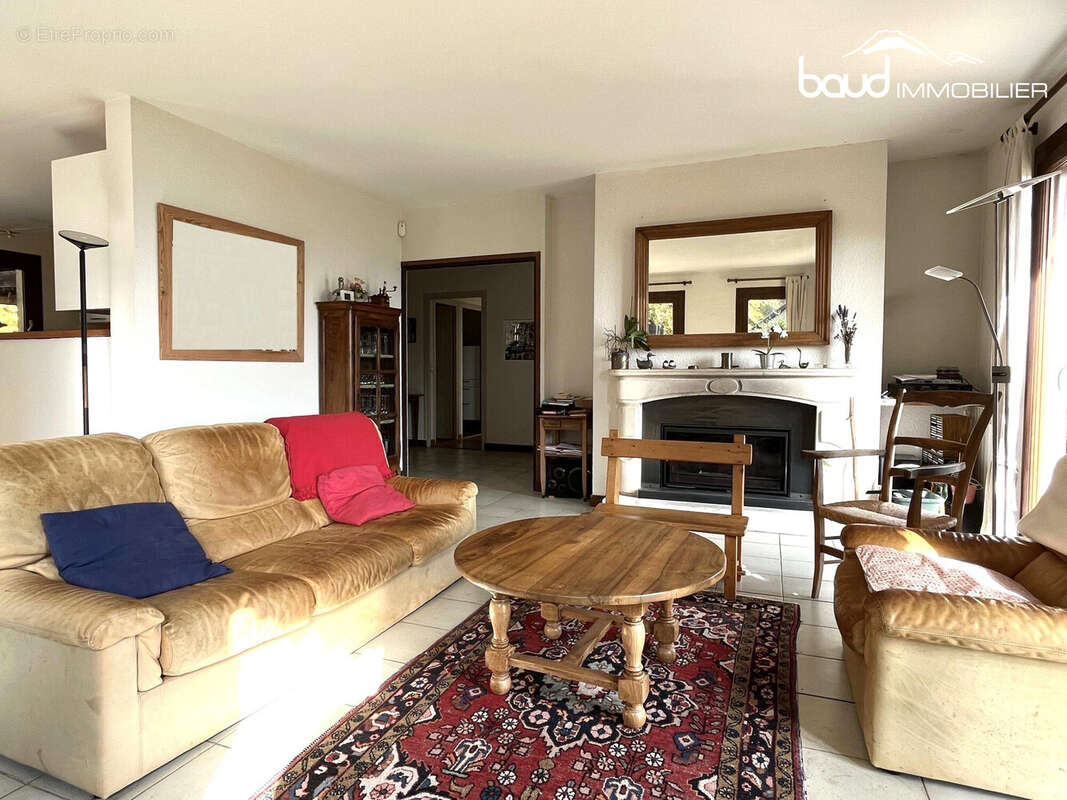 Maison à SAINT-NIZIER-DU-MOUCHEROTTE