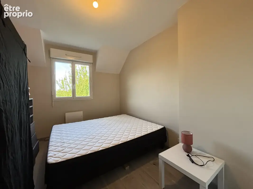 Port-en-bessin-huppain   3 chambres, balcon et 2 stationnements - photo 8