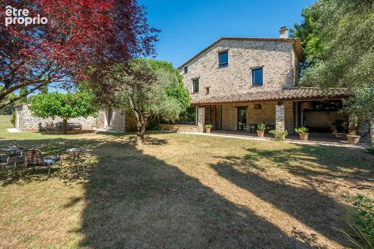 Maison à TOURVES