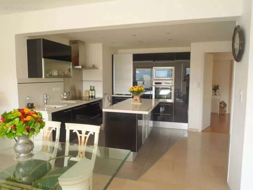 SéduisantT3 de 81 m2  à 550 m de la rue d'Antibes - photo 8