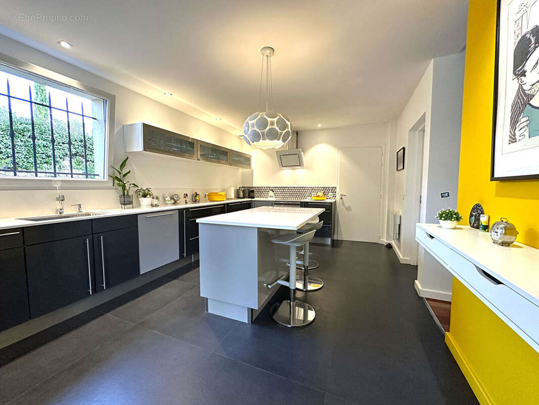 Maison à MONTAUROUX