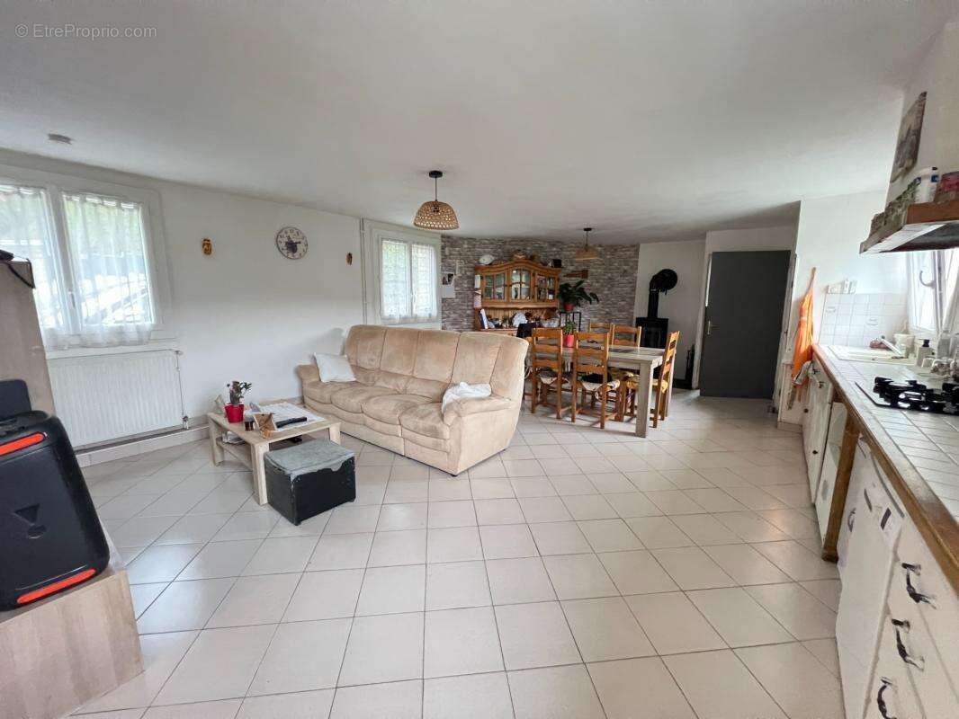 Maison à vendre 6 pièces Proche de LAMURE SUR AZERGUES (69) - photo 6